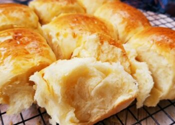 Cách làm bánh mì bơ sữa